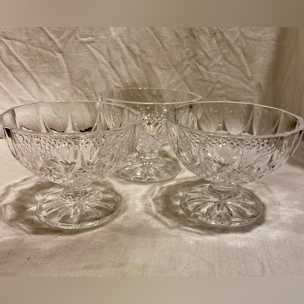 Vintage Crystal Glass Dessert Bowls  ice cream / candy bowls / trinket/ jewelry